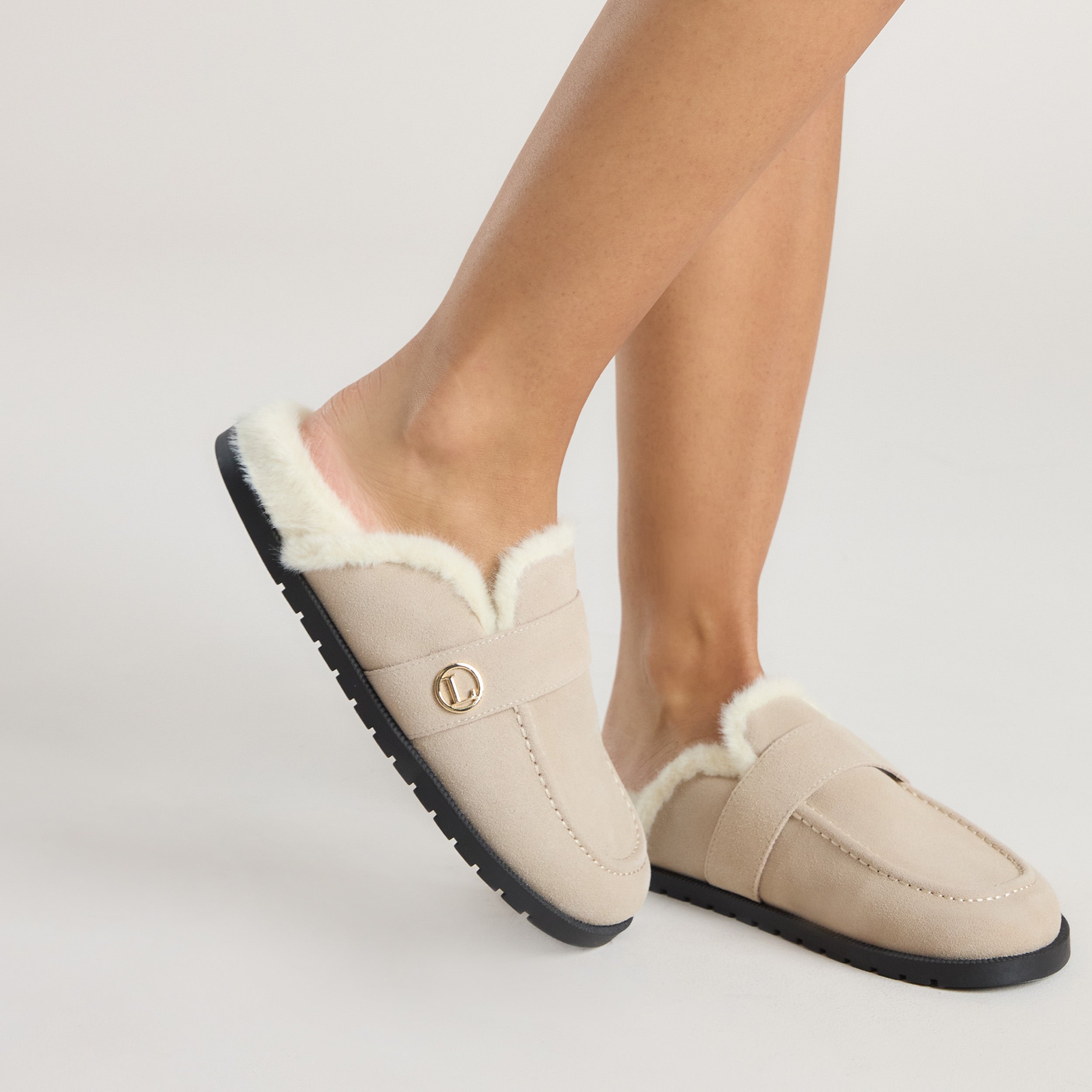 Amara Pantoffel - Sand