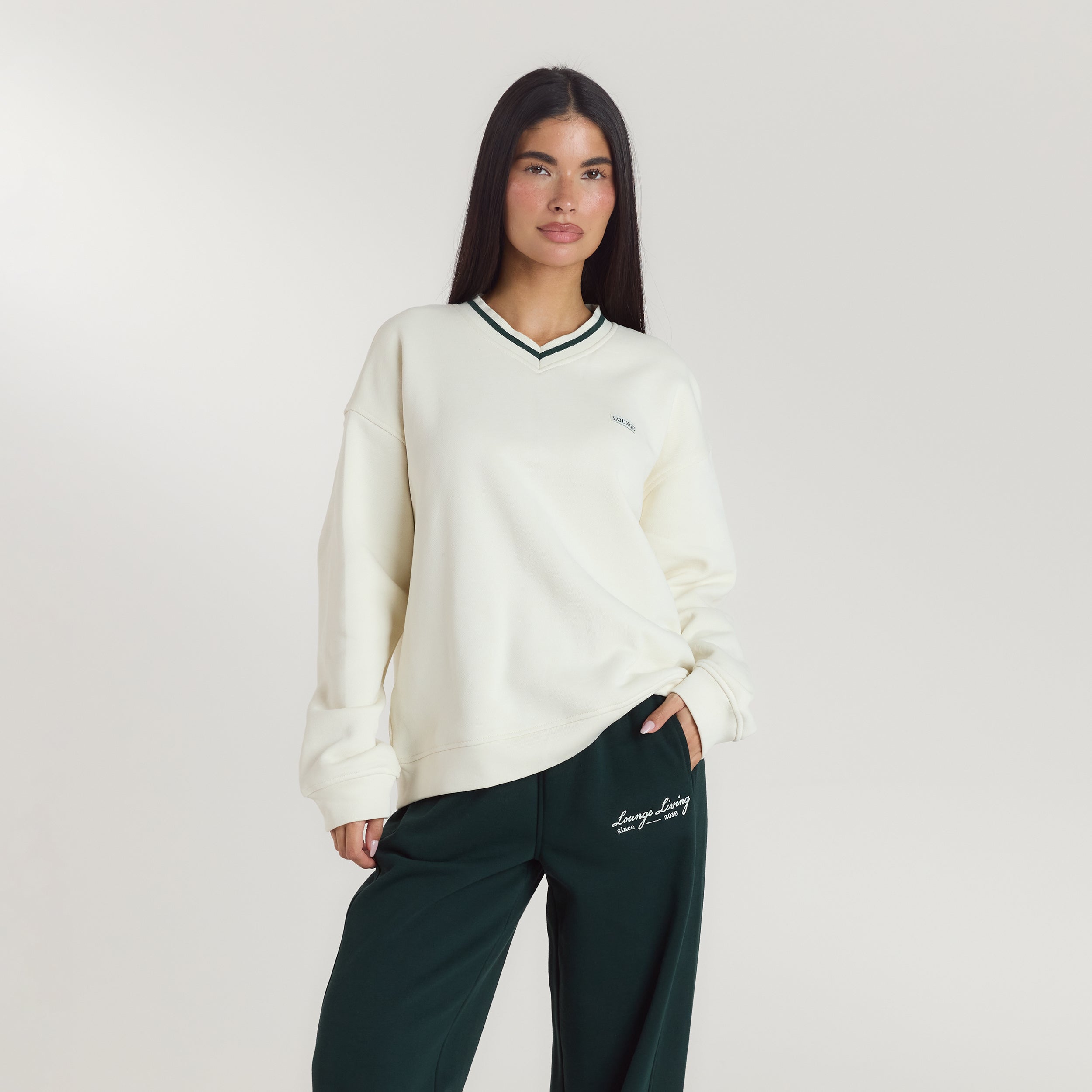 Lounge Living V-Neck Pullover - Crèmefarben